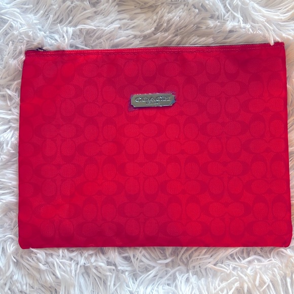 Pristine condition Coach Makeup bag. - Picture 4 of 4